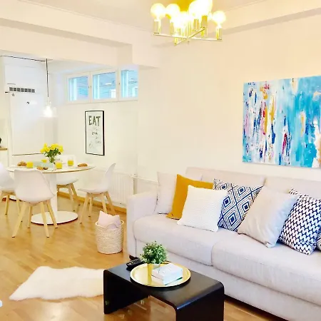 Center Design Uno Apartment *